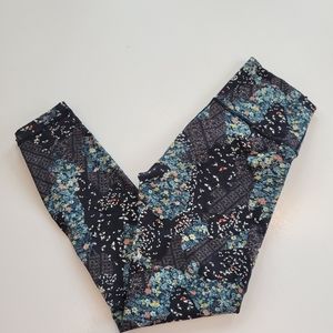 Lululemon Womens Leggings Size 6